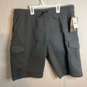 Mens cargo shorts size 18